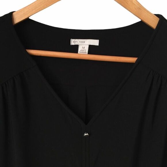 EST. 1946 V-neck Front Button Detail with Long Sleeve Blouse in Size Medium - Picture 3 of 7